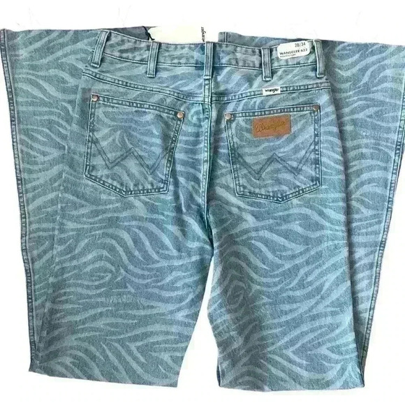 Free Peolple X WRANGLER WOMEN MEOW LASER TIGER WANDERER FLARE JEANS NWT 28,25,30 - Picture 5 of 15